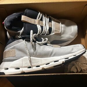 On Cloud Running Gray and Black Sneakers